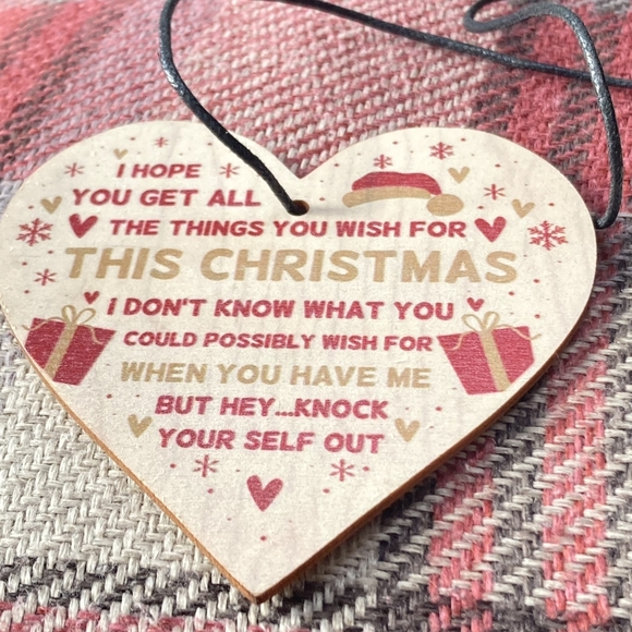 BNWT Women's Christmas Festive Cheer Heart Ornament - Holiday Delight - Picture 4 of 9